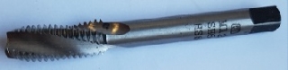 Strojní závitník se šroubovitými drážkami - M10x1 - HSS, ČSN 223018