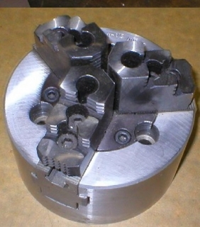 Pneumatické sklíčidlo PUXg 160g, průměr 160 mm, výroba Polsko 