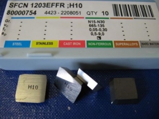 Vyměnitelná břitová destička SFCN 1203EFFR,H10, Pramet