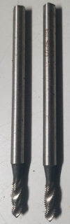 Prodloužený strojní závitník se šroubovitými drážkami - M4, HSS, ČSN 223044 - prodloužený